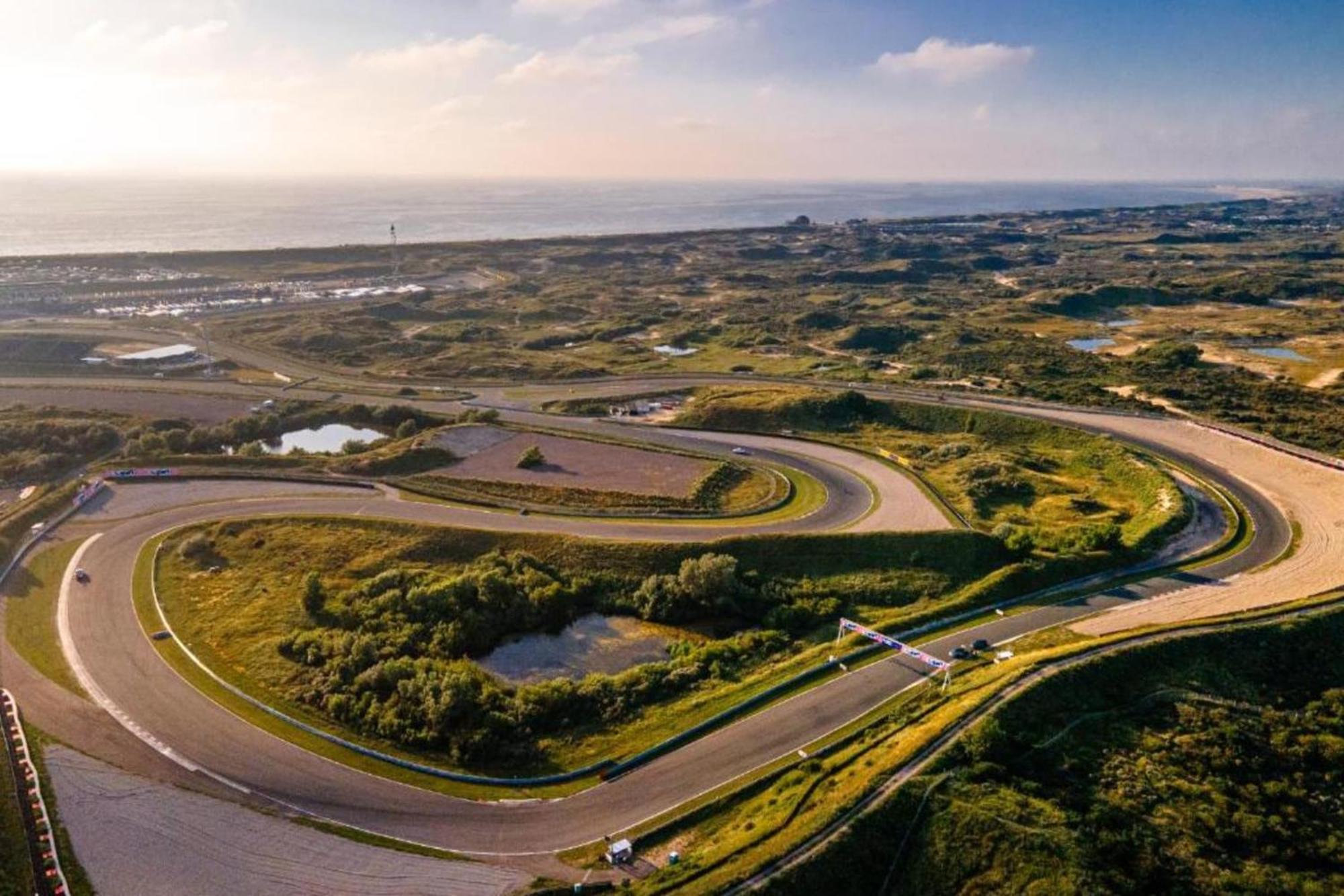 Blue Shell With Private Parking Garage Lägenhet Zandvoort Exteriör bild