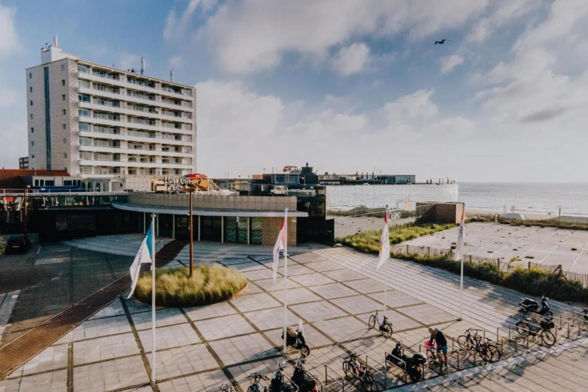 Blue Shell With Private Parking Garage Lägenhet Zandvoort Exteriör bild